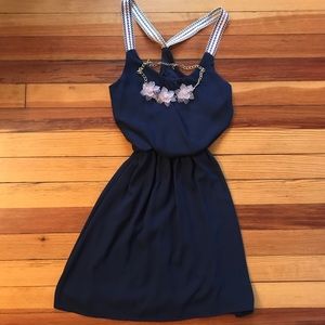 Rue 21 flowy dress with silk liner for static